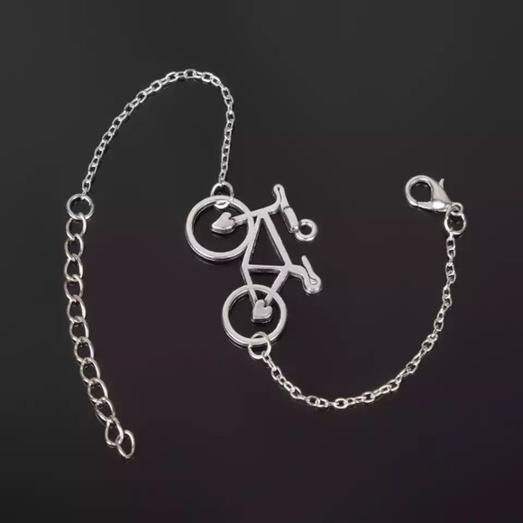 NEW!💙💎ADORABLE! 🚲 BIKE 🚲 BRACELET!💎💙HEARTS! - Picture 2 of 4
